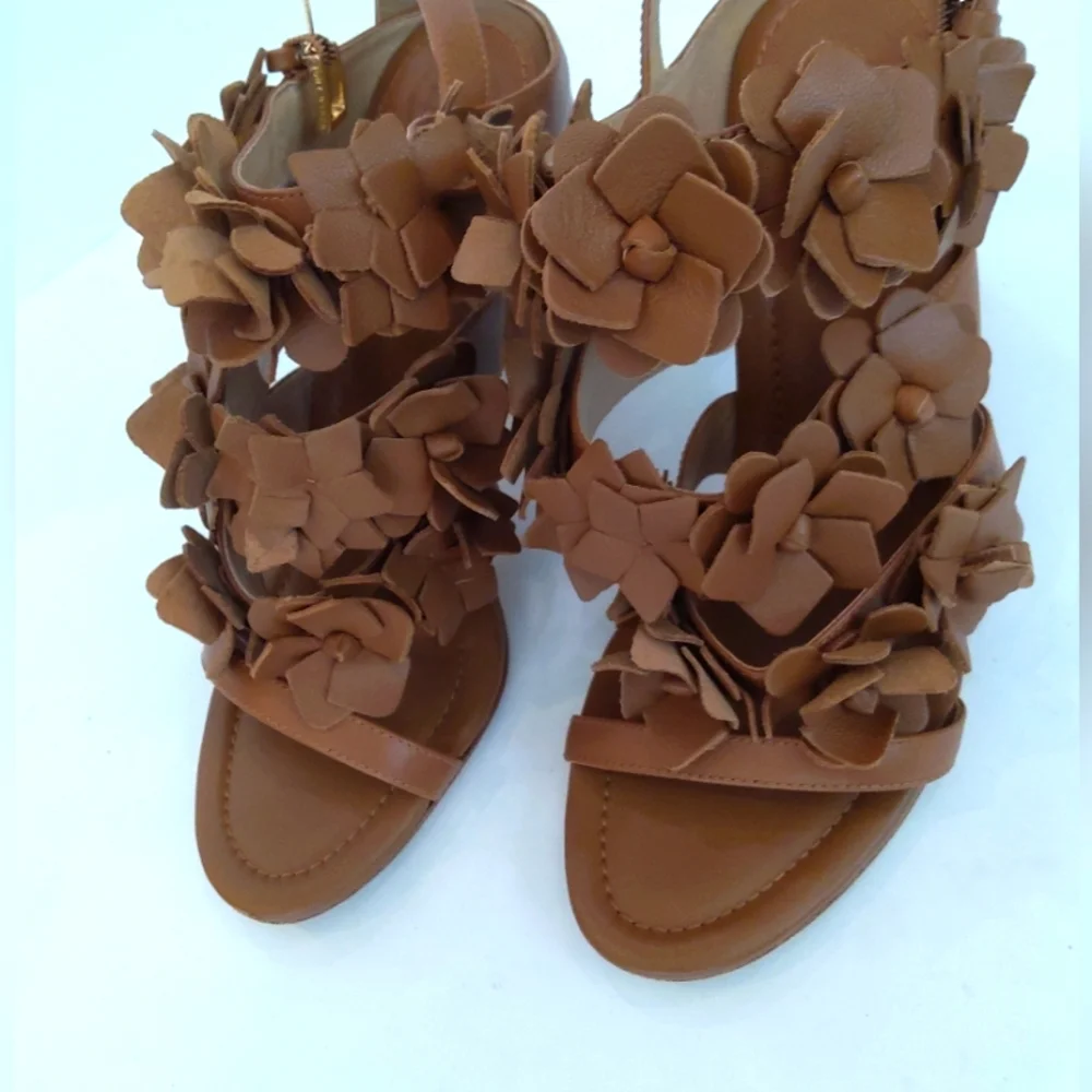 Tory Burch beautiful leather